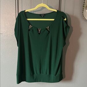 AUN Deep Green Women's Blouse with Geometric Accents